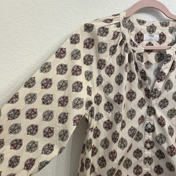 UNTUCKit Carrie Cream Patterned Blouse - Picture 11 of 16